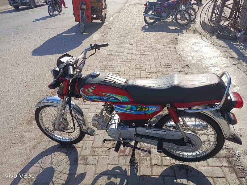 Honda 70 New condition Urgent sale 3