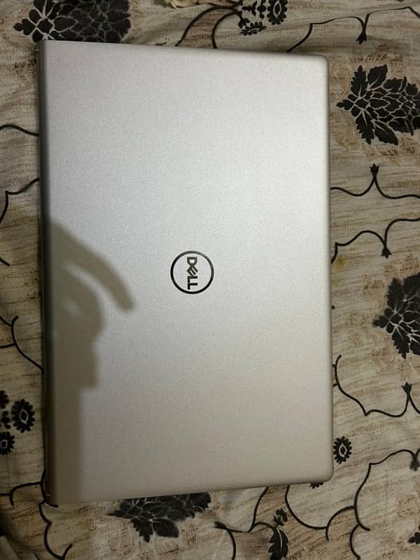 Dell Inspiron 15 3520 3