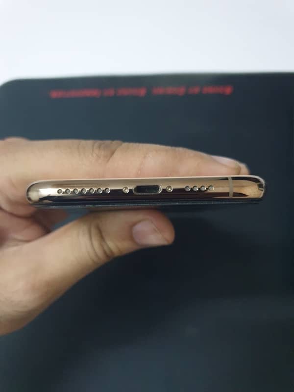 iPhone 11 Pro Max 64gb Non pta 3