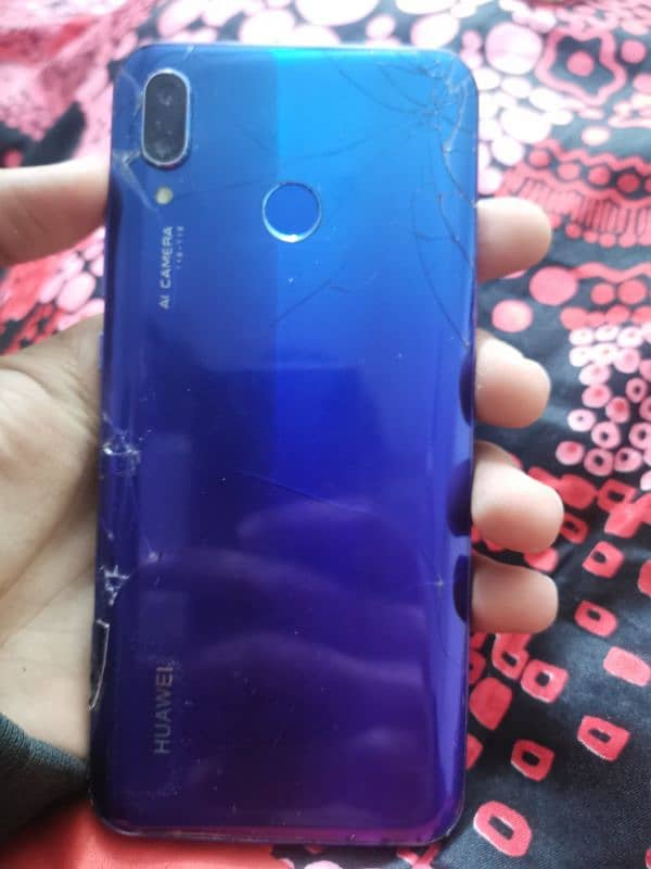 Huawei nova 3i (4/128) 0