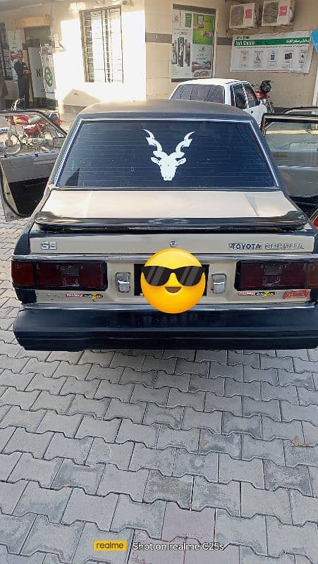 Toyota Corolla 1982 3