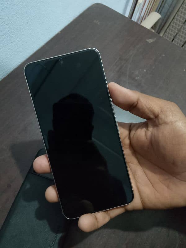 Google pixel 8pro for sale condition 10/10 4