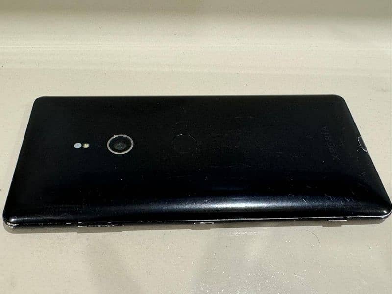 SONY XPERIA XZ3 BLACK 4/64 TYPE C 6