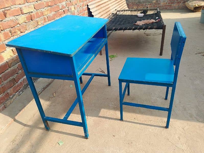 stady table+92 309 8586054 2