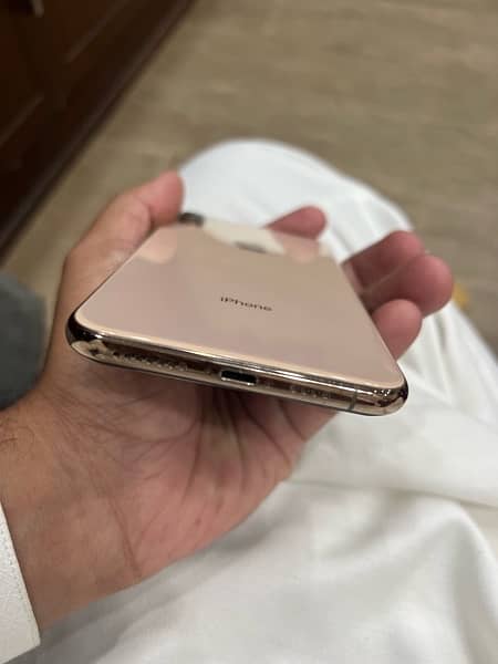 Iphone Xs Max 128 GB PTA Approved 1