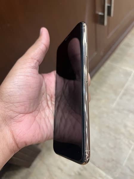 Iphone Xs Max 128 GB PTA Approved 3