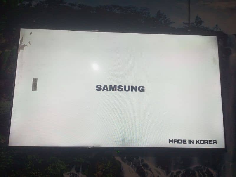 46 inch LCD 0