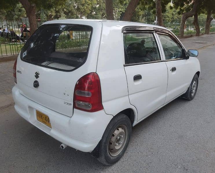 Suzuki Alto 2011 8