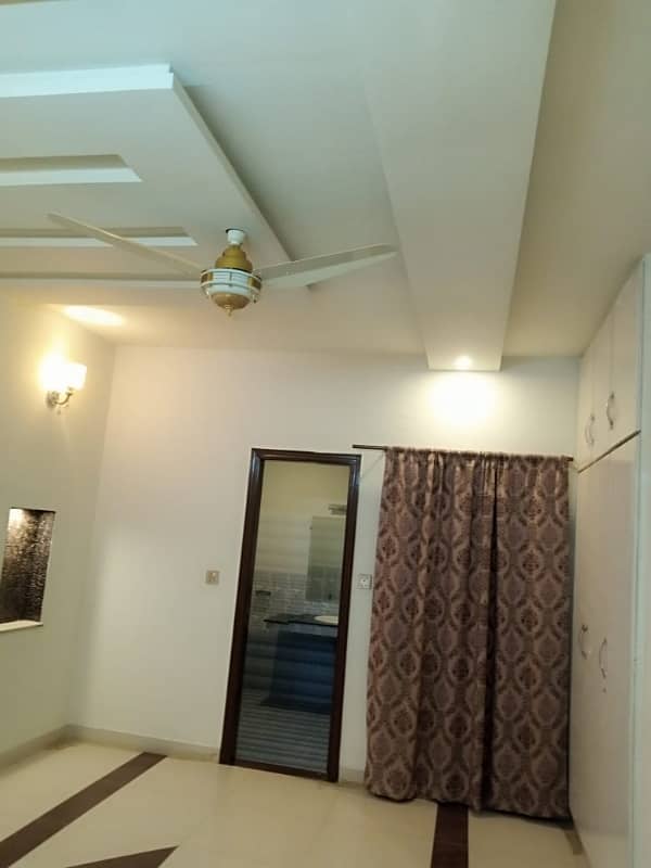 10 Marla VIP Full House For Rent In Pcsir Phase To Near Ucp Yasir Borast 12