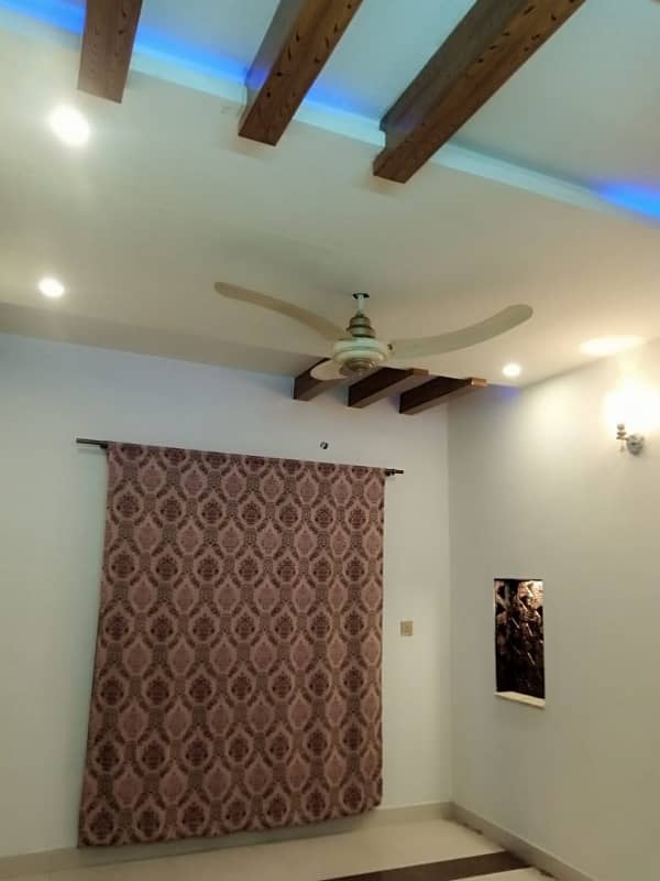 10 Marla VIP Full House For Rent In Pcsir Phase To Near Ucp Yasir Borast 17