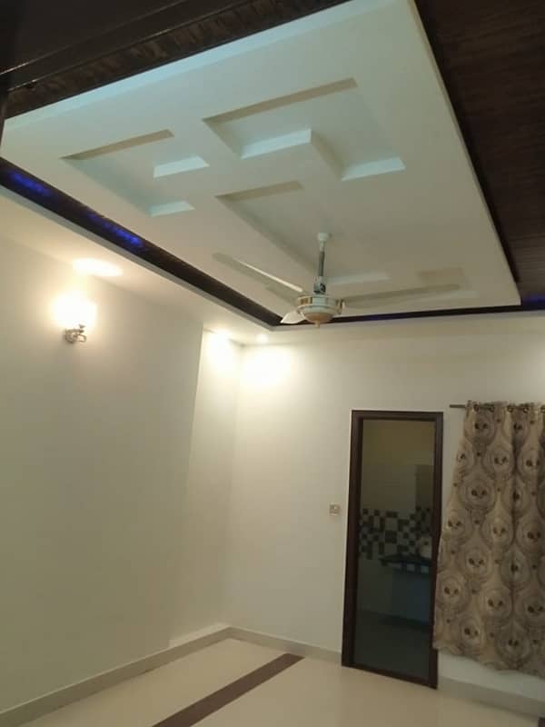 10 Marla VIP Full House For Rent In Pcsir Phase To Near Ucp Yasir Borast 22