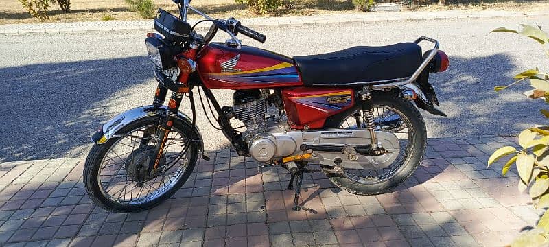 Honda 125 (Biometric Available) 1