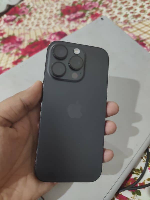 Iphone 16 pro JV 10 days used 1