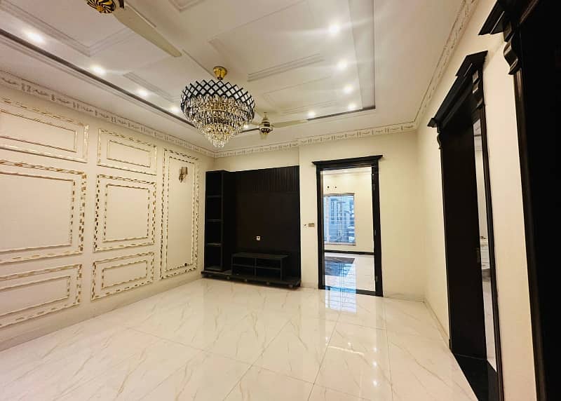 5 Marla luxury House available For Sale In Paragon City Lahore 15