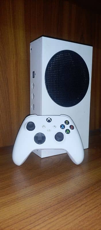 Xbox series S 500GB (used) 1