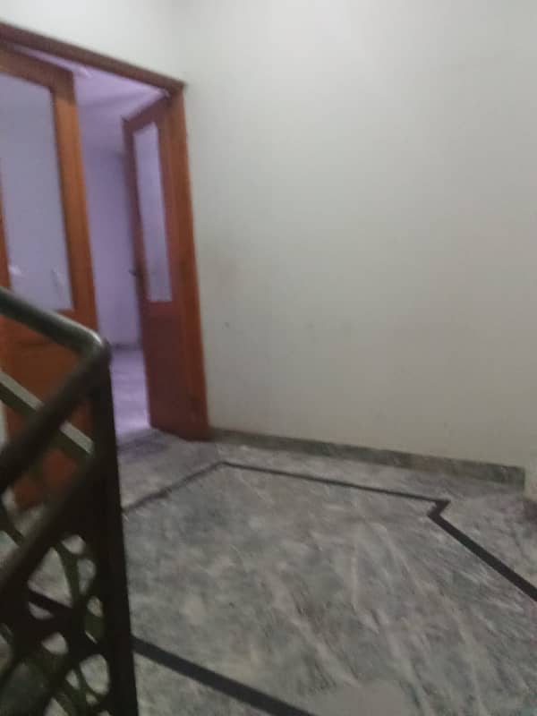 UPPER PORTION OF 10 MARLA LIKE A NEW CONDITION EXCELLENT GOOD HOUSE FOR RENT IN OVERSEAS A BLOCK BAHRIA TOWN LAHORE 20