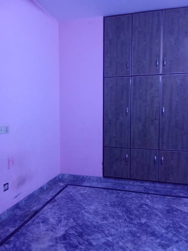 UPPER PORTION OF 10 MARLA LIKE A NEW CONDITION EXCELLENT GOOD HOUSE FOR RENT IN OVERSEAS A BLOCK BAHRIA TOWN LAHORE 24