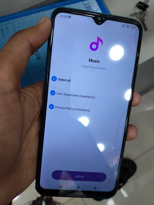 UREGNT SELL REDMI 9 32/3 SEALD PHONE GLASS 4