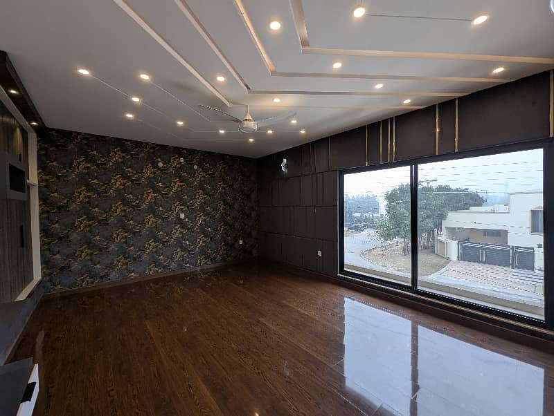 1 Kanal Double Storey Ultra Modern Style Luxury Stylish House Available For Sale In Valancia Town, Lahore By Fast Property Services Real Estate And Builders (21 Marla ) 8