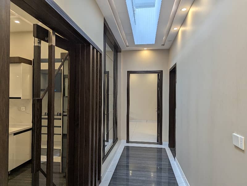 1 Kanal Double Storey Ultra Modern Style Luxury Stylish House Available For Sale In Valancia Town, Lahore By Fast Property Services Real Estate And Builders (21 Marla ) 17