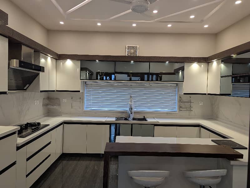 1 Kanal Double Storey Ultra Modern Style Luxury Stylish House Available For Sale In Valancia Town, Lahore By Fast Property Services Real Estate And Builders (21 Marla ) 41