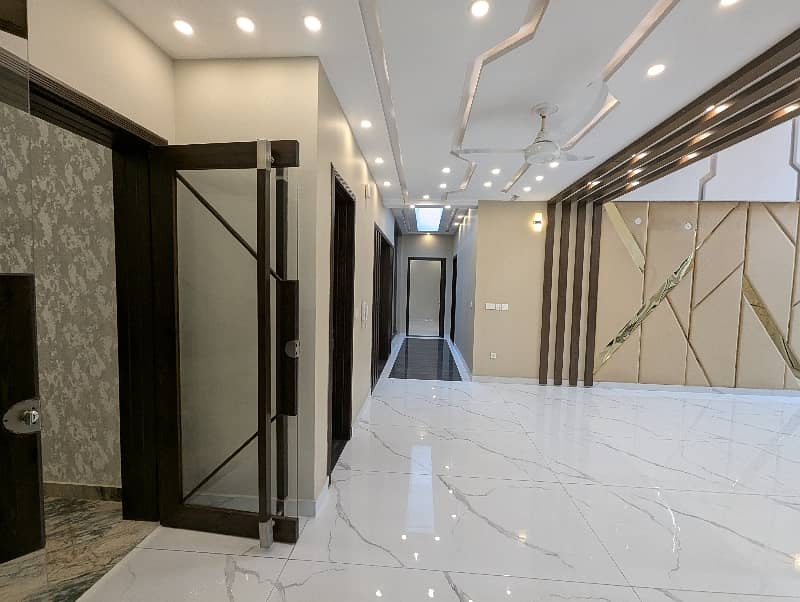 1 Kanal Double Storey Ultra Modern Style Luxury Stylish House Available For Sale In Valancia Town, Lahore By Fast Property Services Real Estate And Builders (21 Marla ) 43