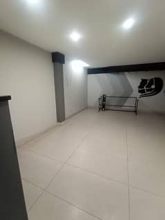 5 Marla First Floor Hall Available For Rent