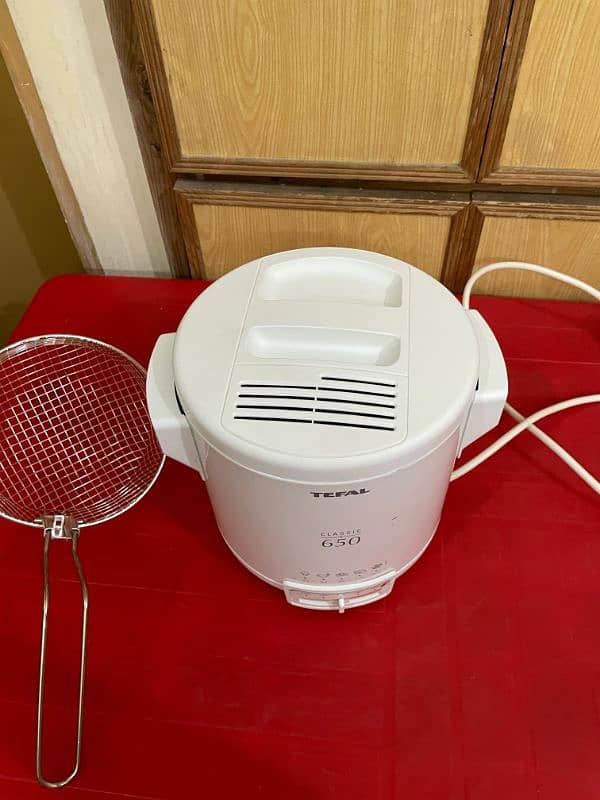 General Electric 2.0 Litre ElectricDeepFryer, Imported 11