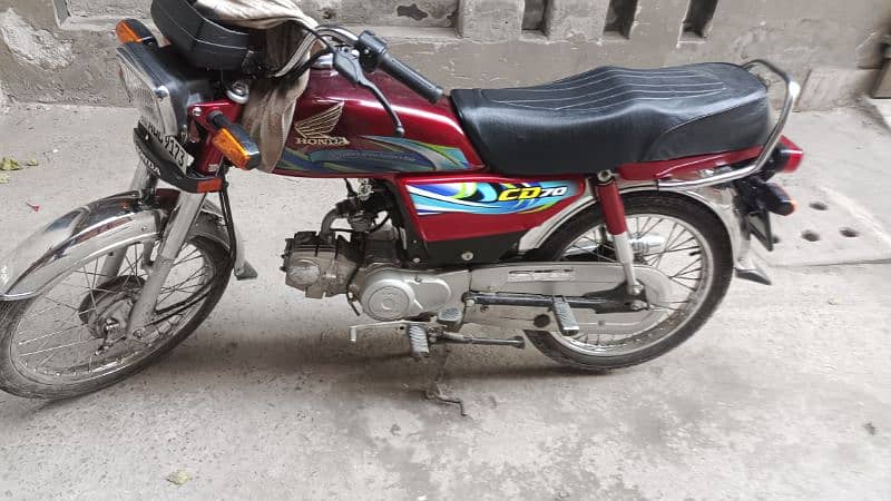 condition 10 by9 2024 model  9500 chali howi hai 2