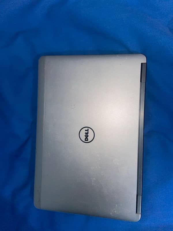 laptop urgent for sell dell 7240 3