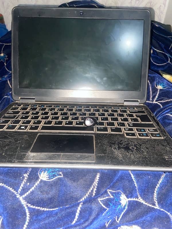 laptop urgent for sell dell 7240 5