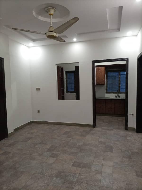 10 MARLA EXCELLENT CONDITION GOOD UPPER PORTION HOUSE FOR RENT IN BABAR BLOCK BAHRIA TOWN LAHORE 5