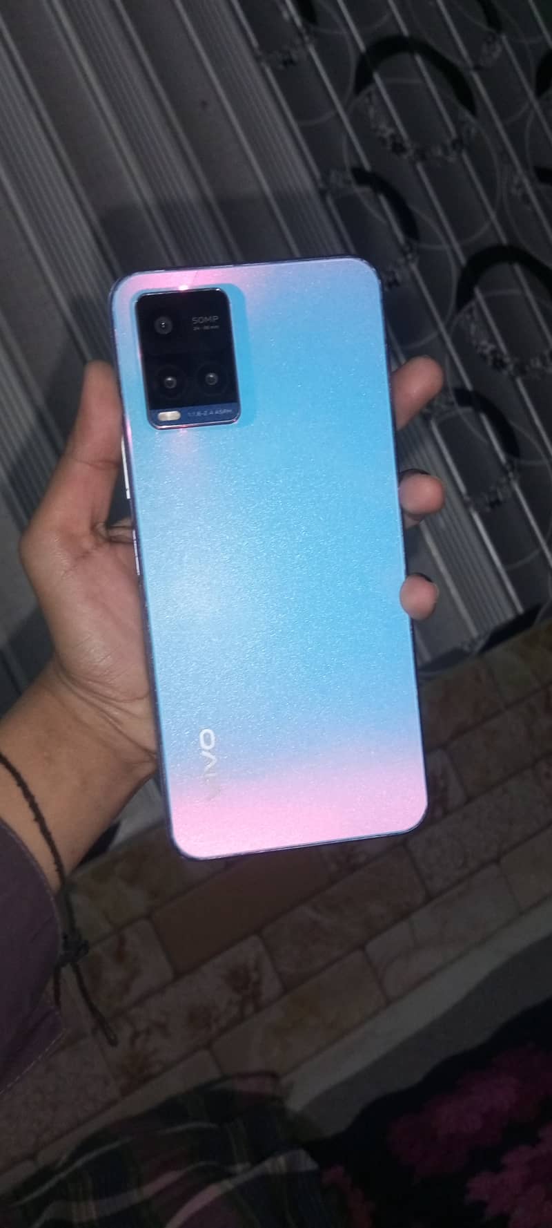 Vivo y33s for sale WhatsApp03182940921 53 hazar ka mane liye ta 10/10 0