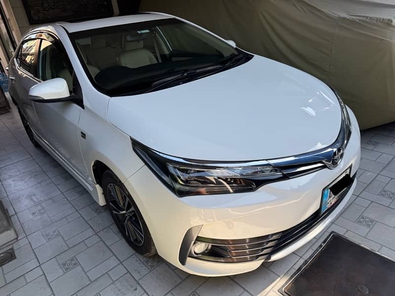 Toyota Corolla Altis Grande 2019 1