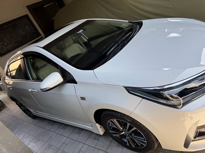 Toyota Corolla Altis Grande 2019 3