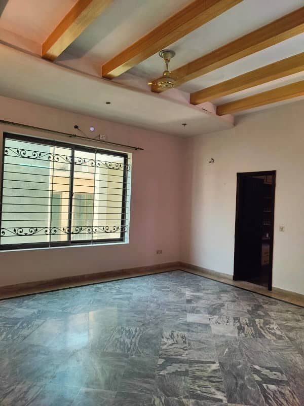 1 Kanal Upper Portion Available For Rent In Joher Town Lahore 15