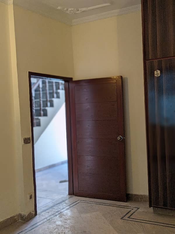 3.5 Marla House Double Storey Double Kitchen Available Independent Used For Rent In Joher Town Hot Location Lahore 2