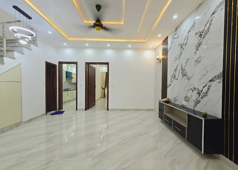 5 Marla luxury Modern House available For Sale In Paragon City Lahore 3