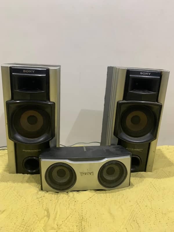 SONY ORGINAL HOME THEATRE 09/10 CONDITION 3