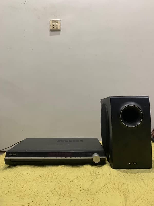 SONY ORGINAL HOME THEATRE 09/10 CONDITION 10