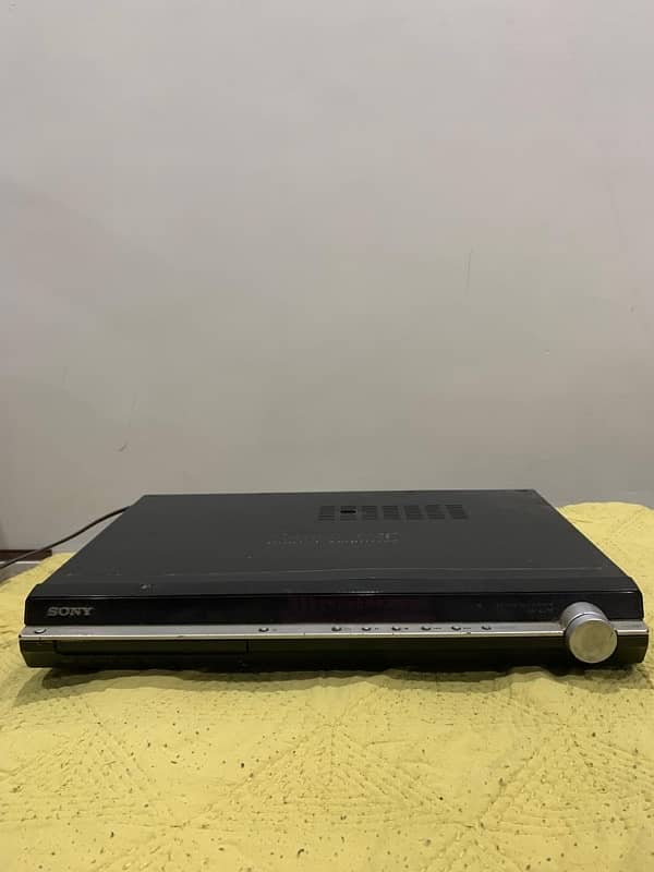 SONY ORGINAL HOME THEATRE 09/10 CONDITION 14