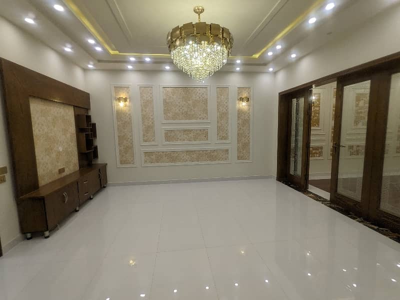 10 MARLA Vip Brand New Luxury Modern Style Double Storey Stylish House Available For Sale In OPF Society Lahore By Fast Property Services Lahore. 0