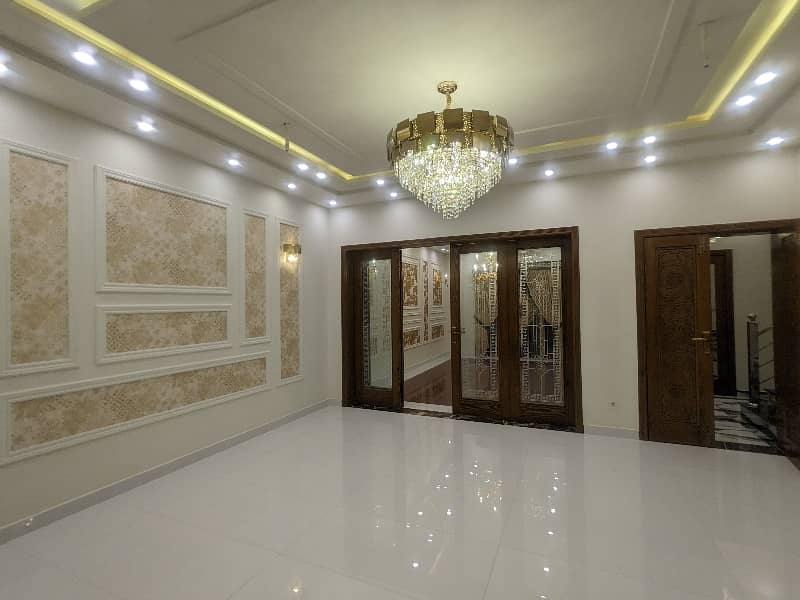 10 MARLA Vip Brand New Luxury Modern Style Double Storey Stylish House Available For Sale In OPF Society Lahore By Fast Property Services Lahore. 21