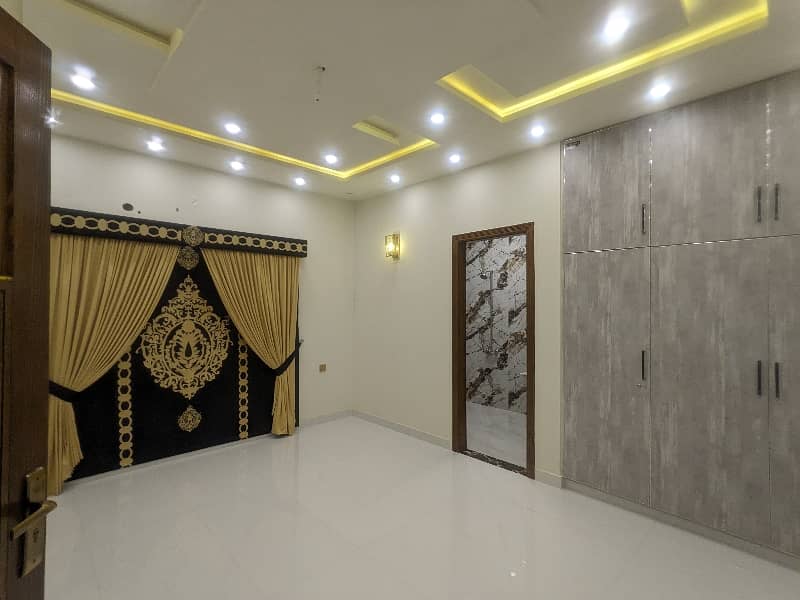 10 MARLA Vip Brand New Luxury Modern Style Double Storey Stylish House Available For Sale In OPF Society Lahore By Fast Property Services Lahore. 41