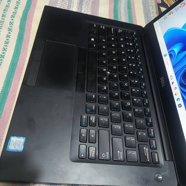 Dell Latitude Core i5 8gen 1