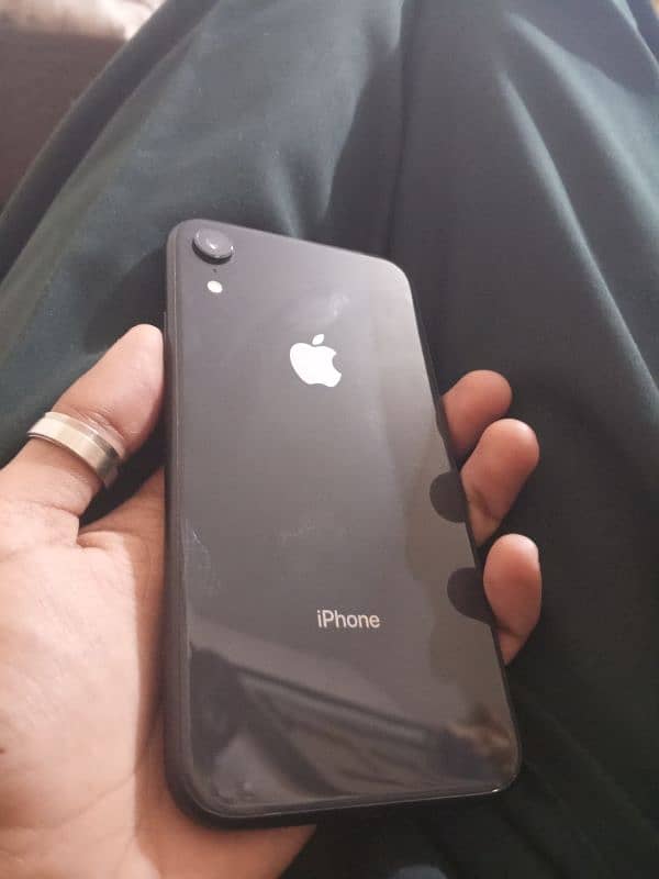 iphone XR 64gb non pta 1