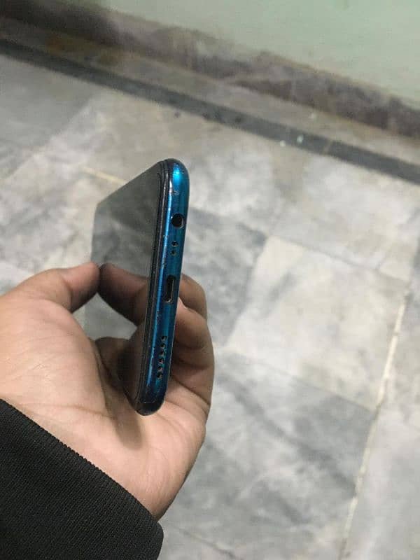 realme3 4/64 is number pr rabta krein 030100/15452 4