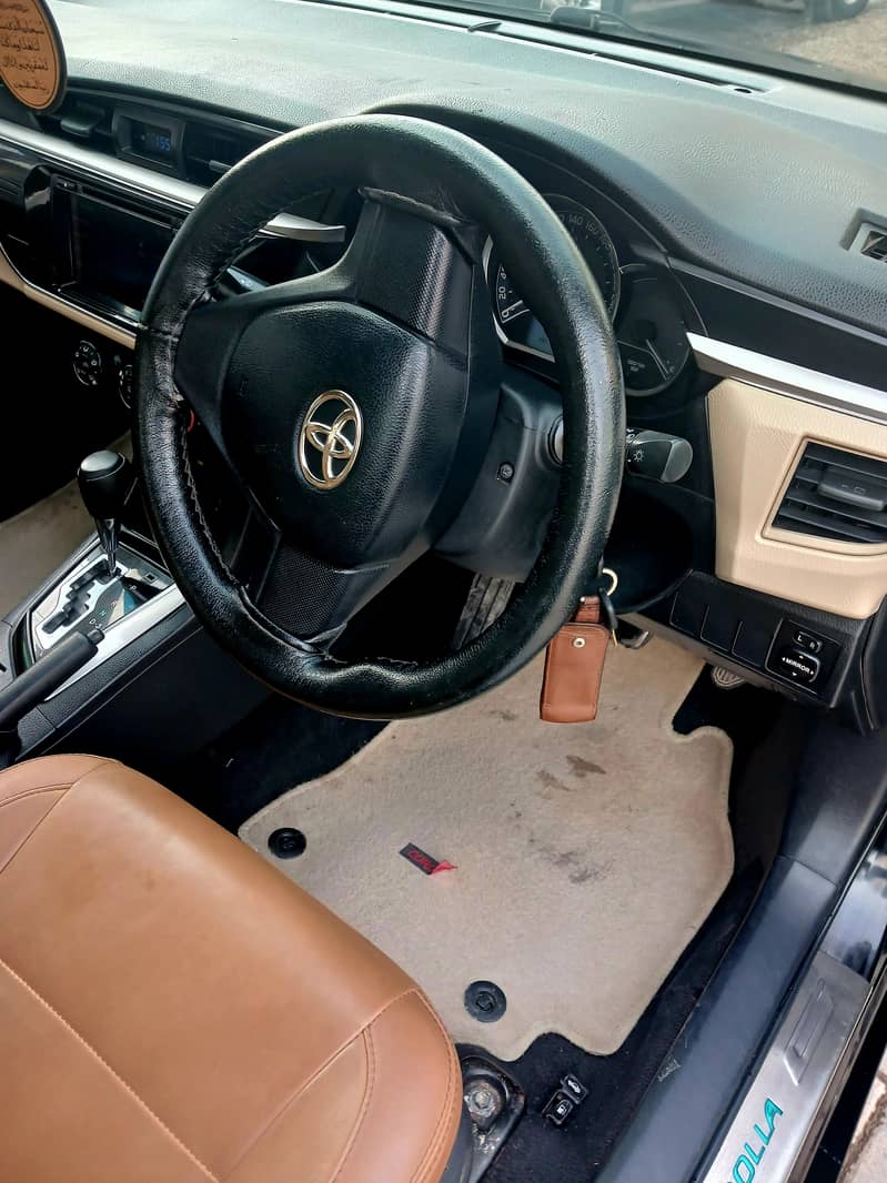 Toyota Corolla Altis 2016 good condition 3