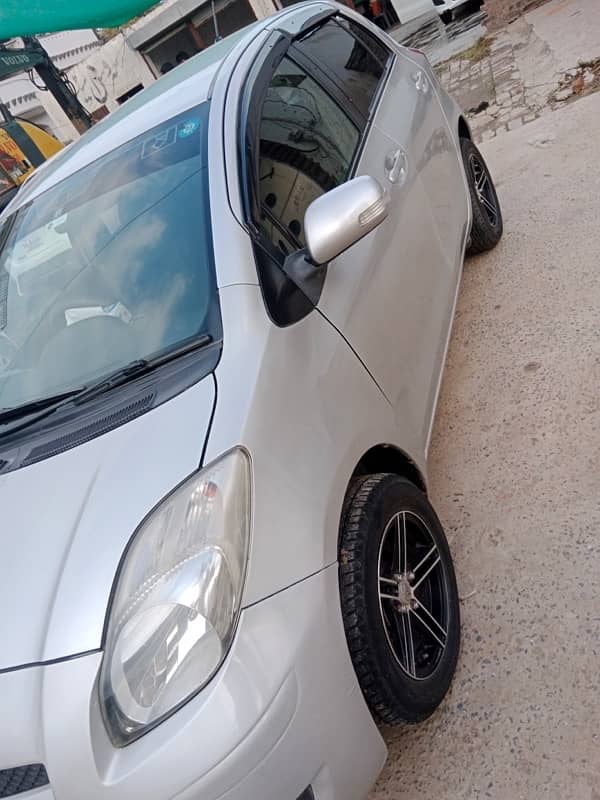 Toyota Vitz 2008/2012 2