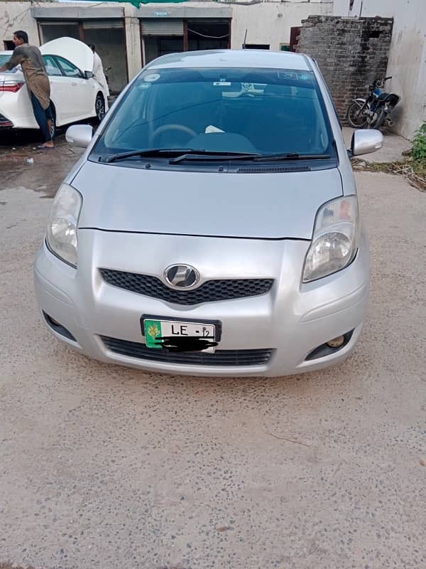 Toyota Vitz 2008/2012 3